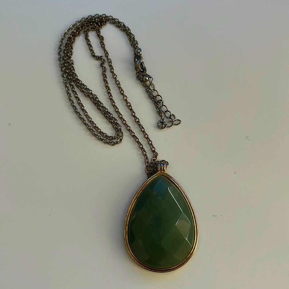 Moss green stone necklace